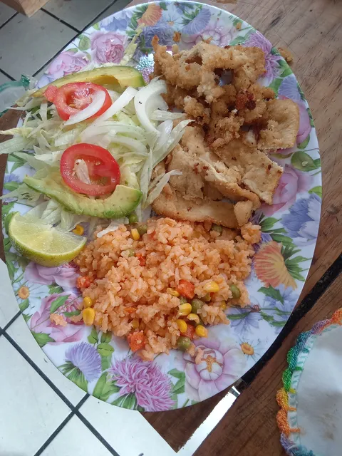 Si pues Restaurant image 2