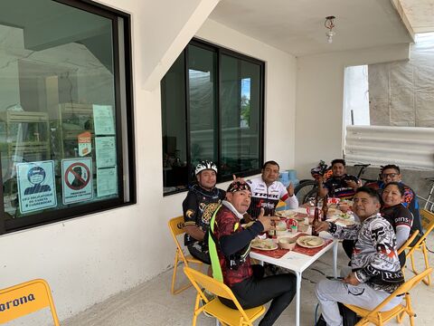 Restaurante & Carnitas "El Mixteco" image 6