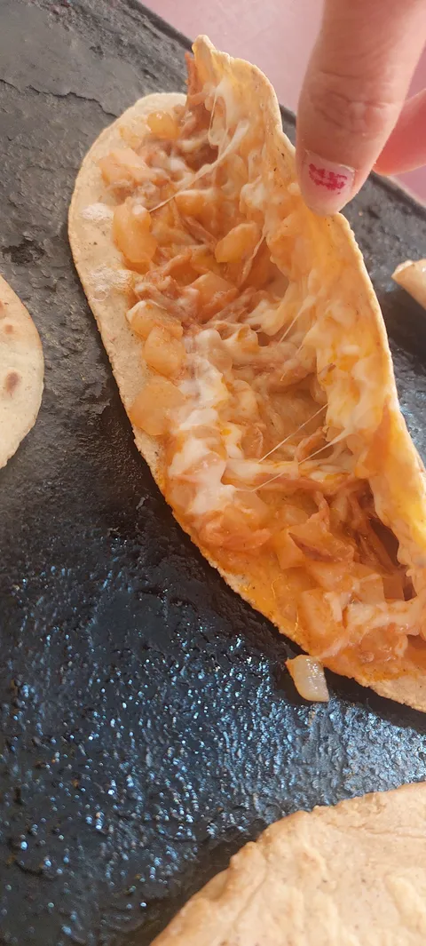 Menudo y gorditas "Doña Marce"" image 1