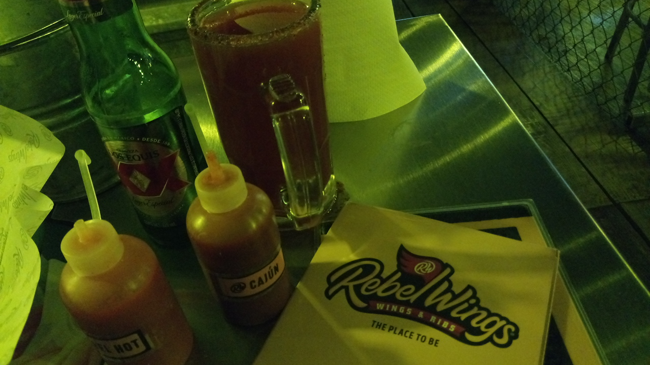 Rebel Wings San Juan del Rio image 9