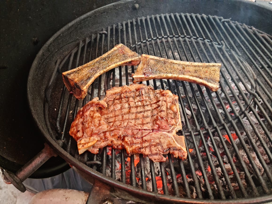 Cortes Americanos The Royal image 5