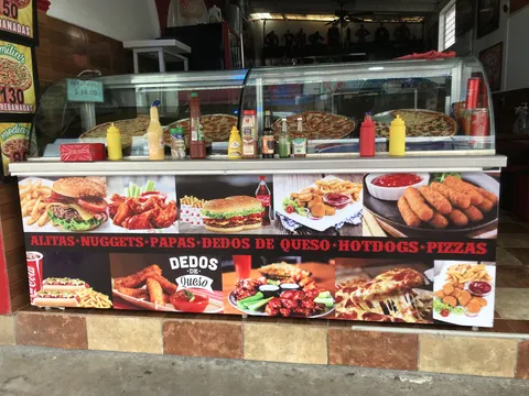 Pizzas domic image 1