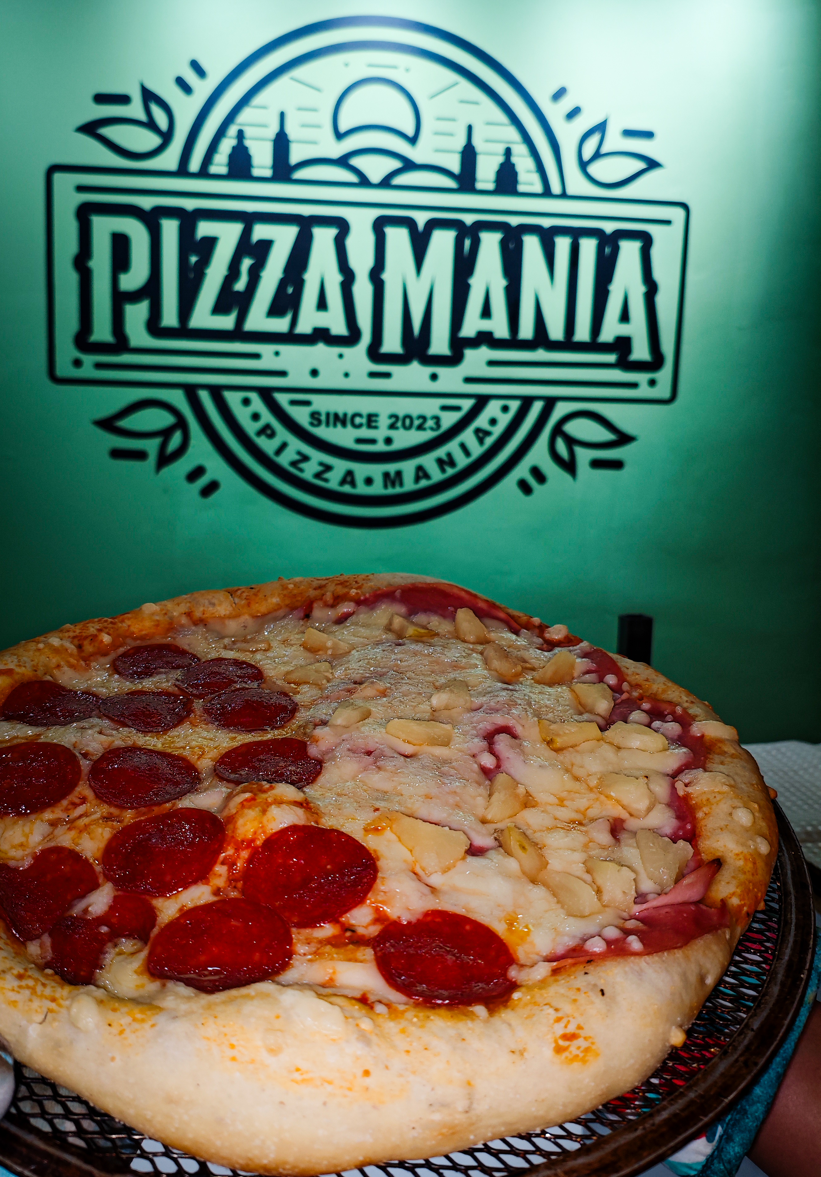 Pizza Manía image 2