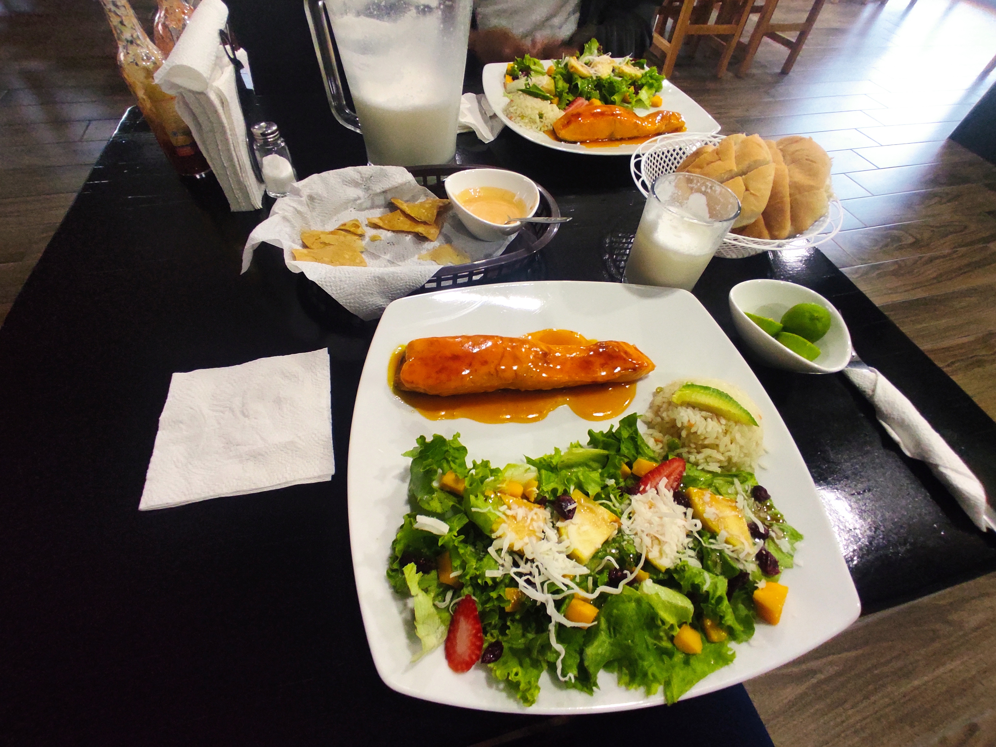 ZAUCES Mar y Tierra image 2