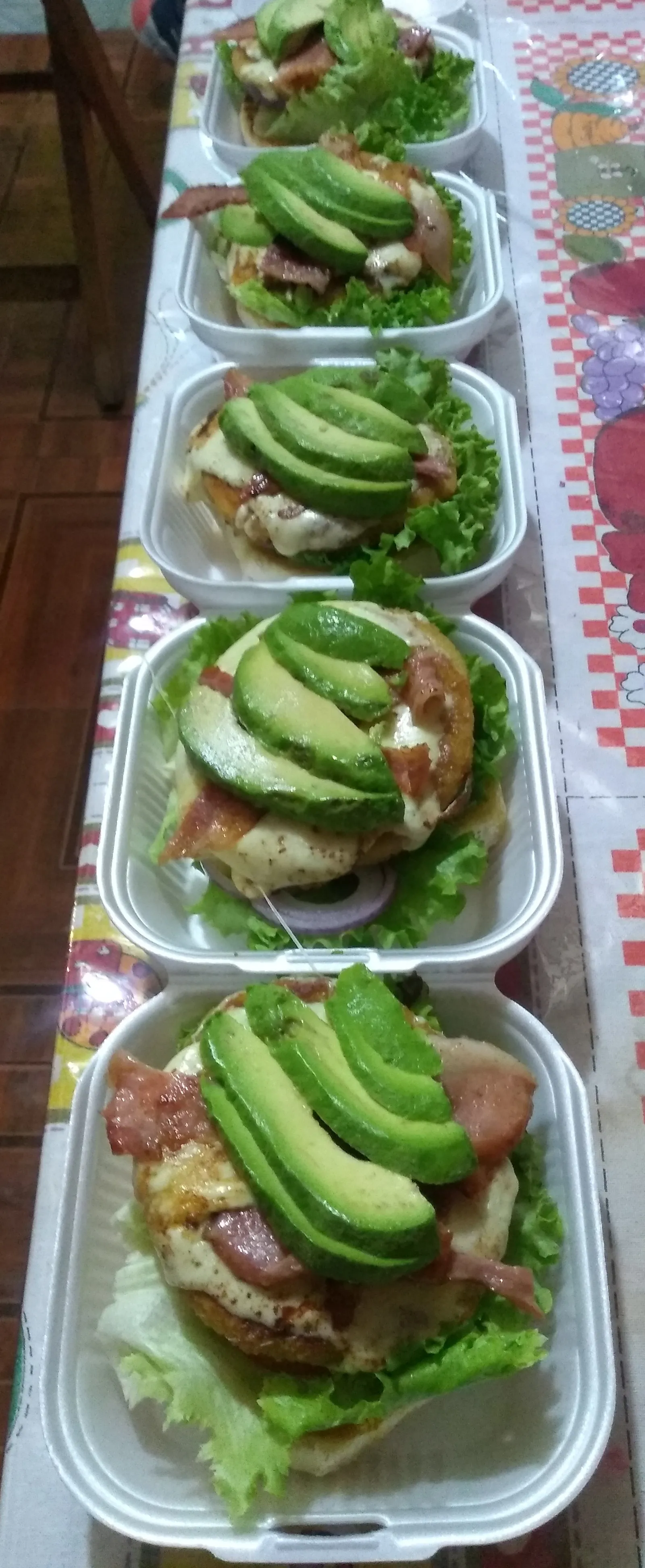 Ginos Burger image 4