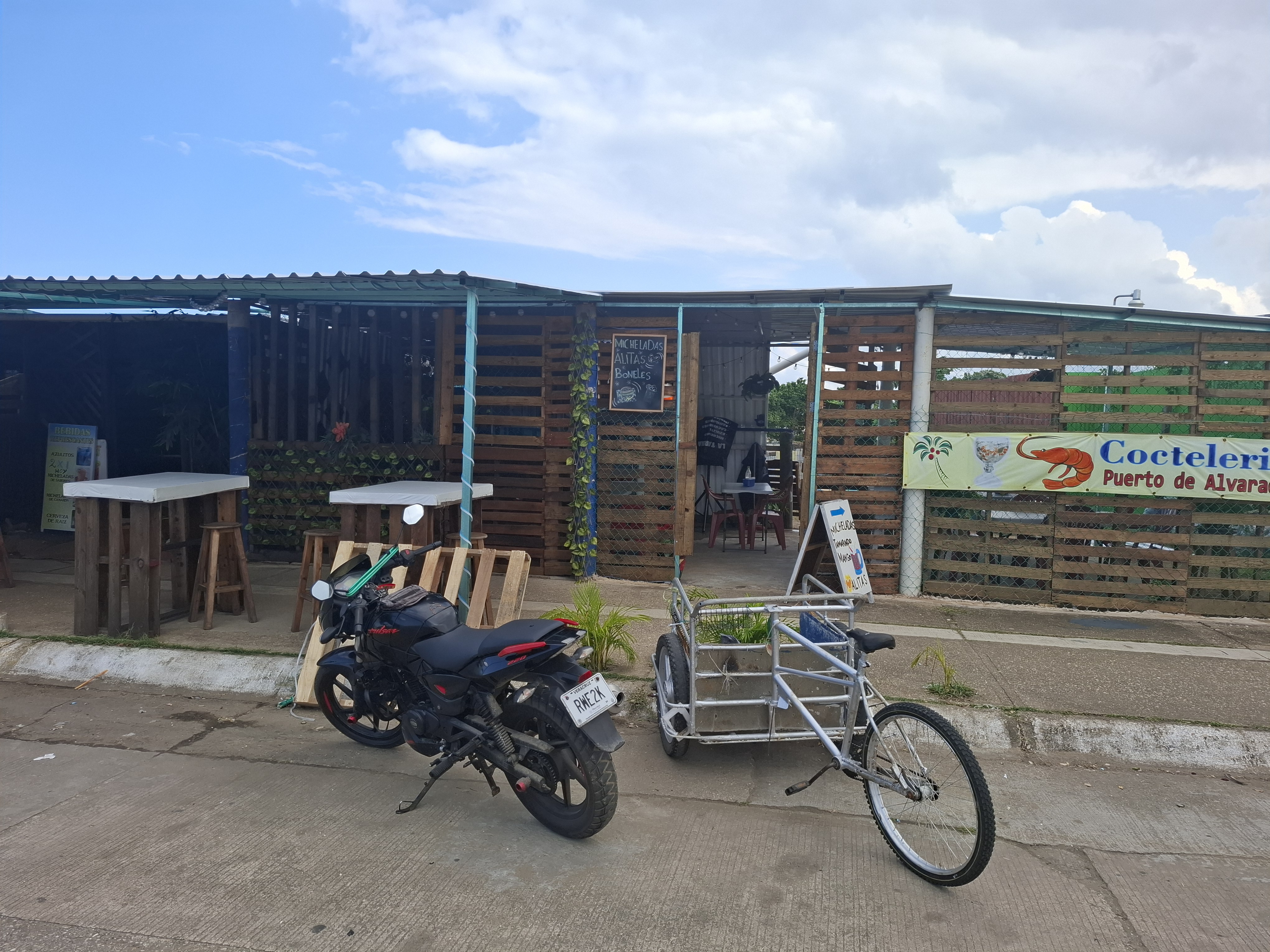 Cokteleria puerto de Alvarado image 5