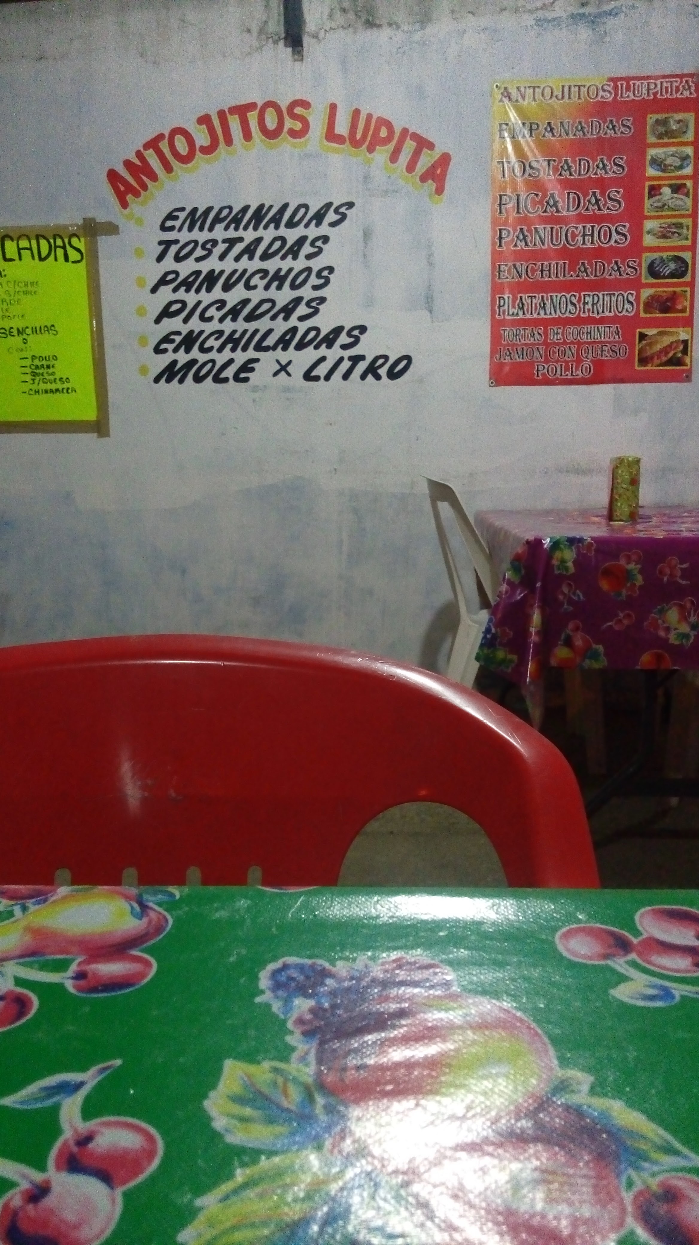 Antojitos "Lupita" image 4