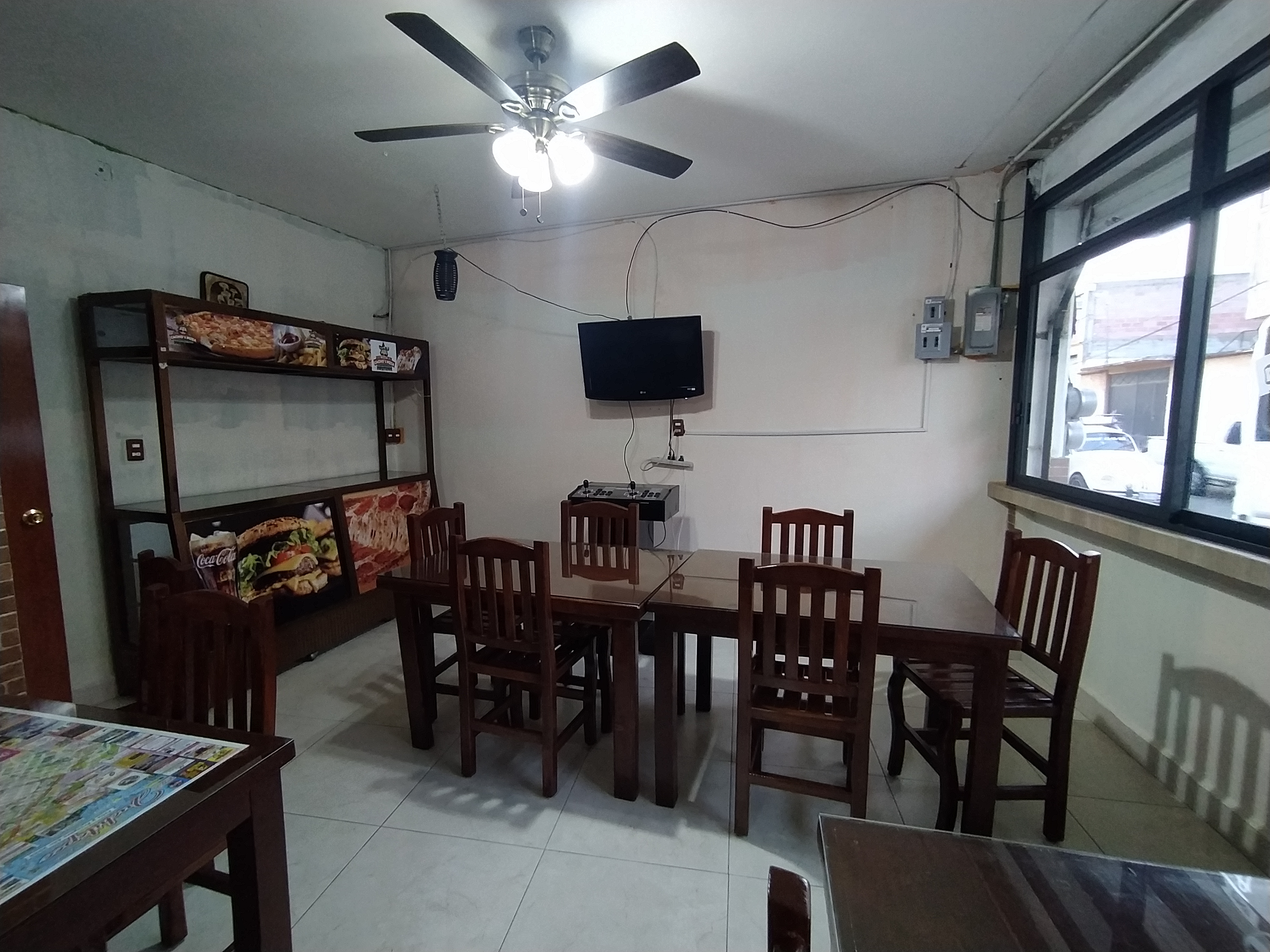 Cacho's Pizza image 1