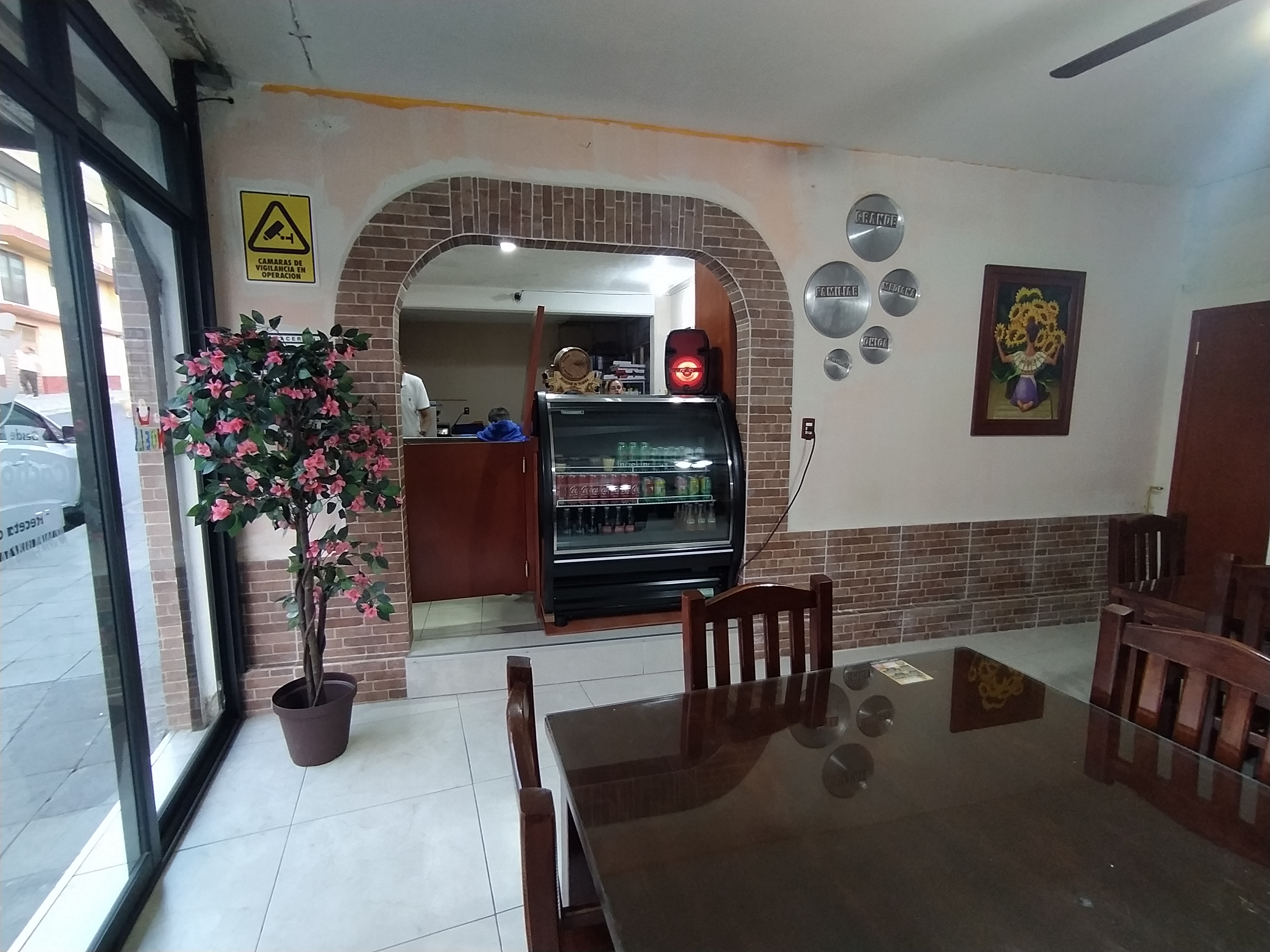 Cacho's Pizza image 3