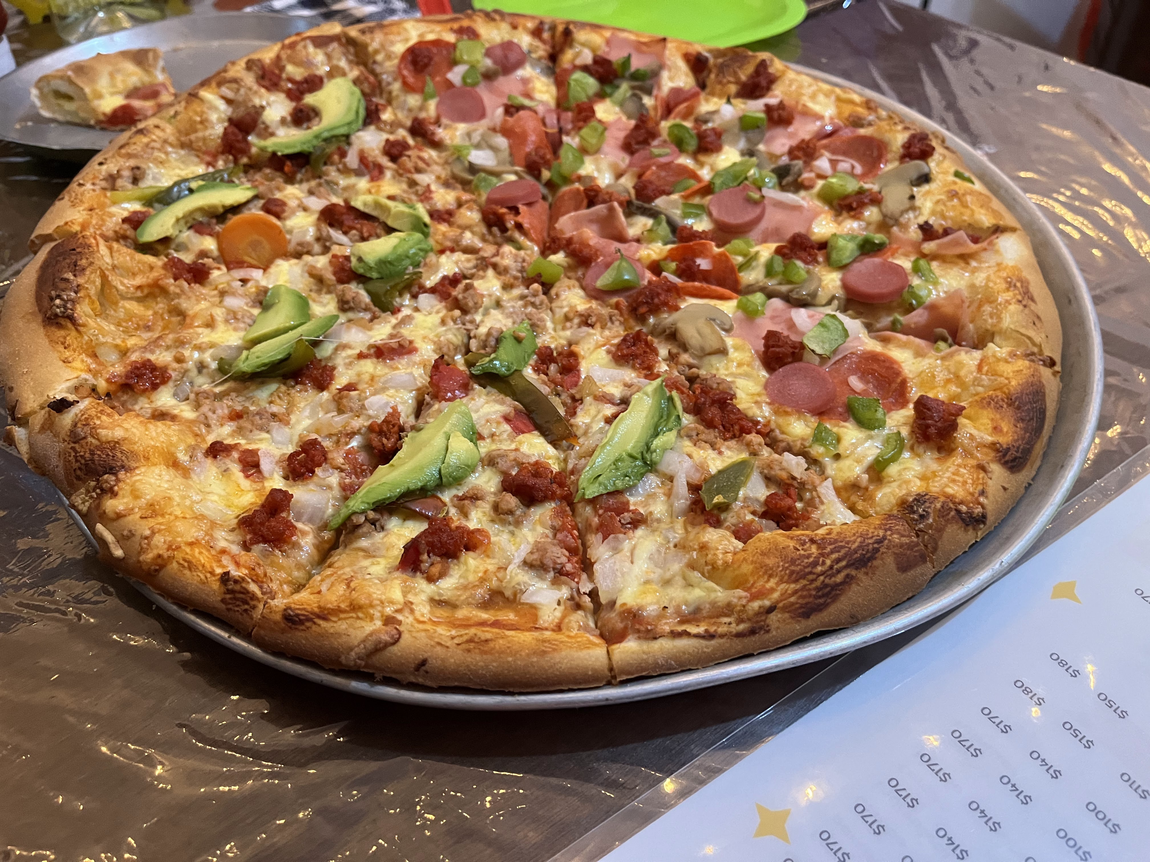 Golden Pizza image 3