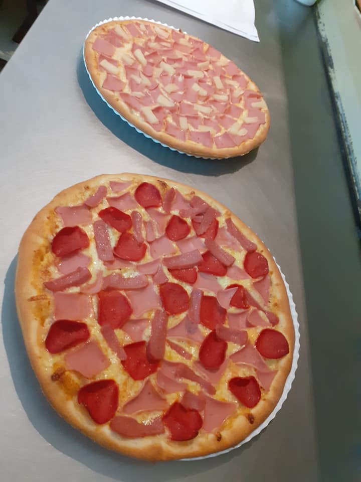 Golden Pizza image 5