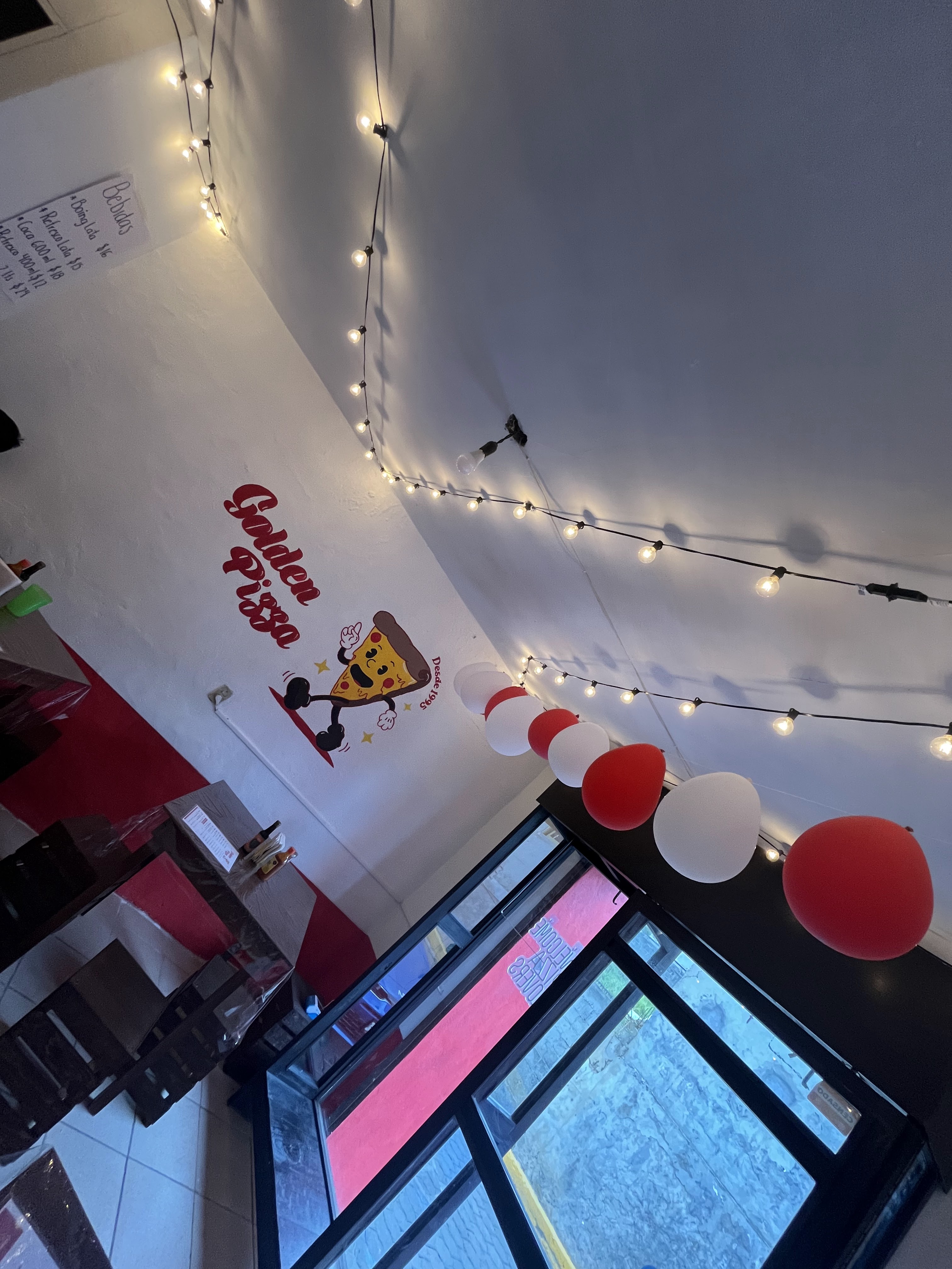 Golden Pizza image 6