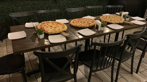 La Monalezza Pizzería image 1