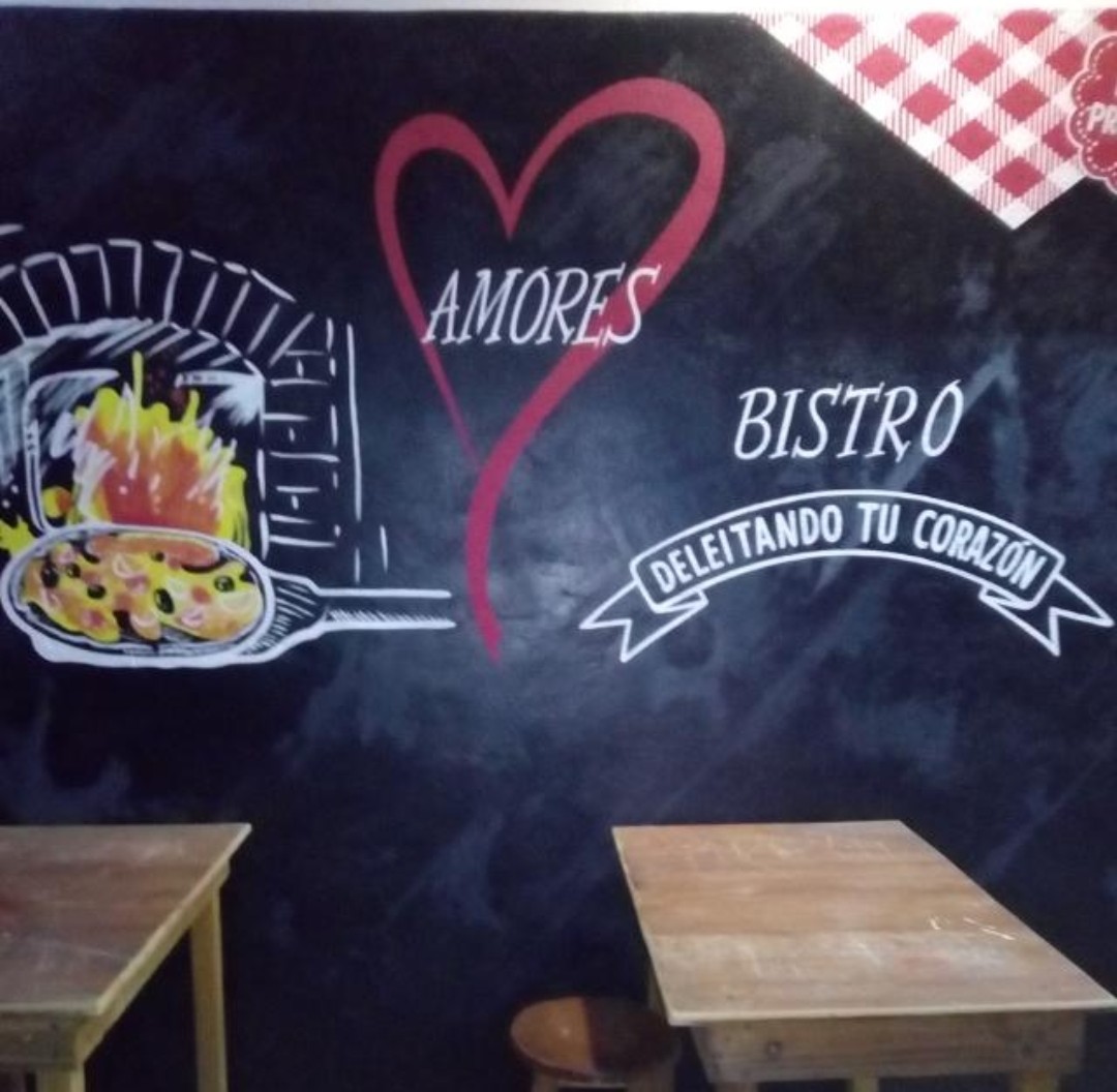 Amores Bistro image 5