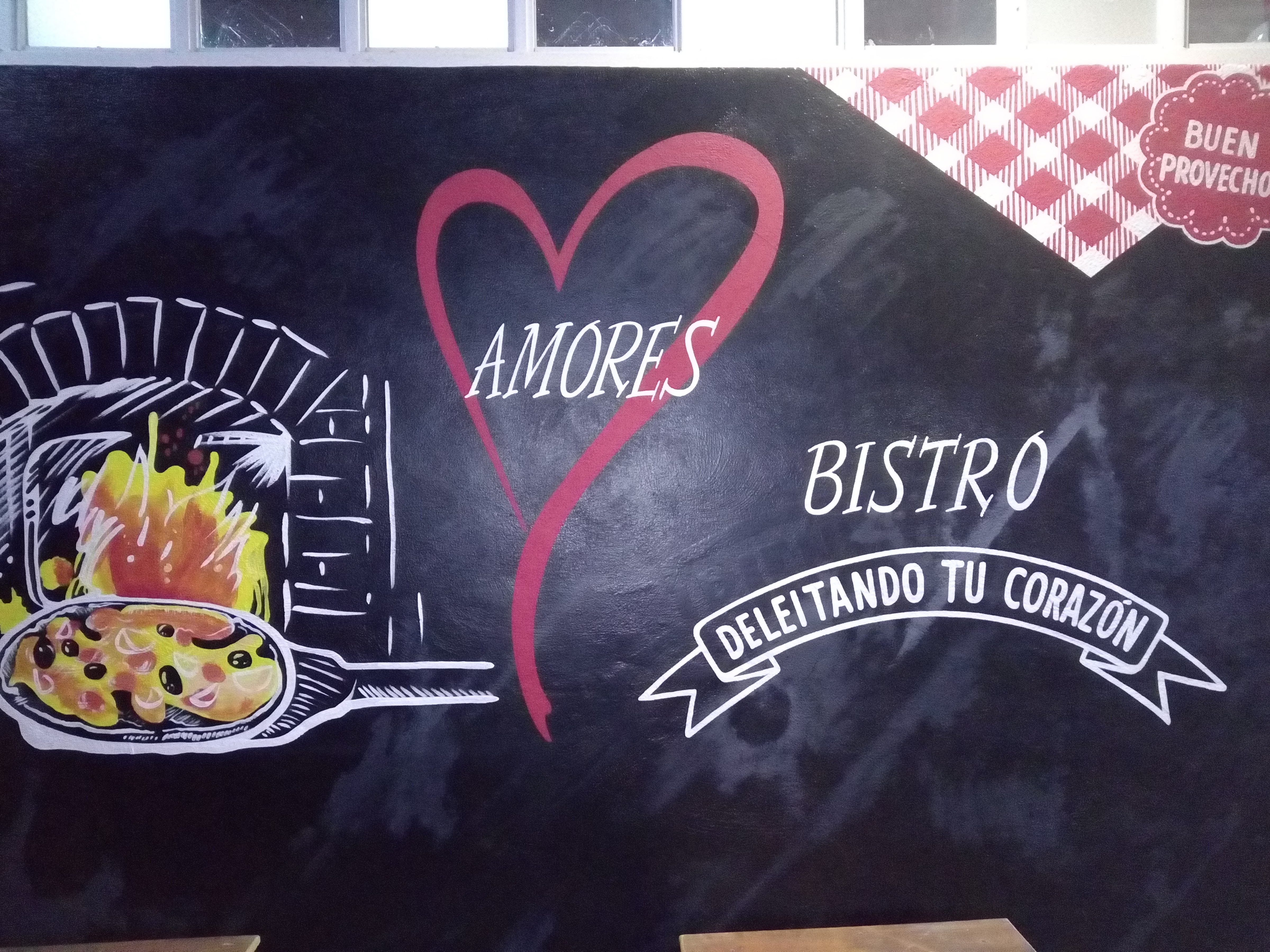 Amores Bistro image 9