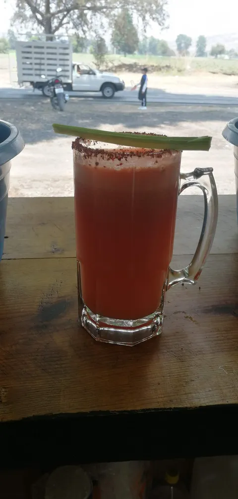 "La Zona" image 5