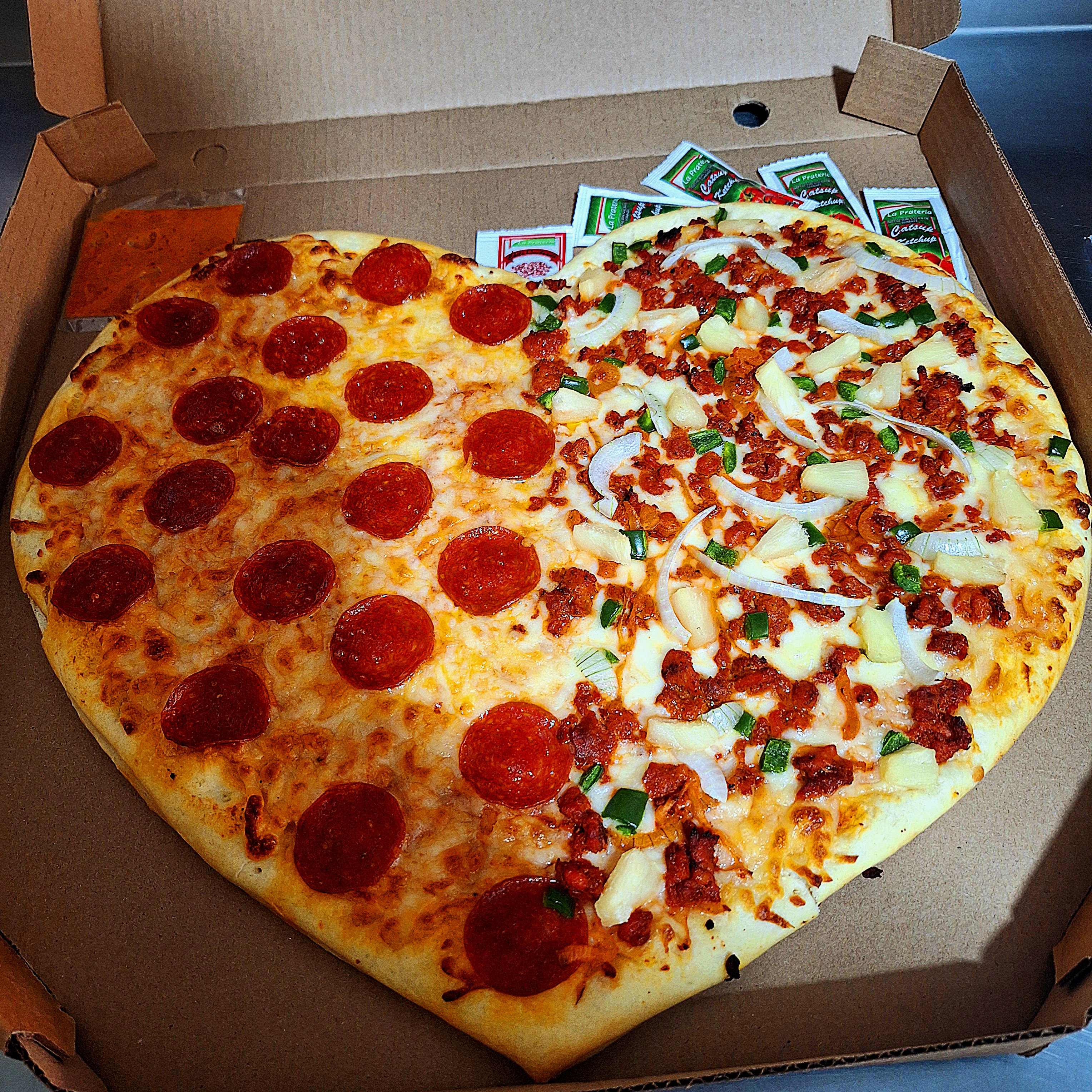 Divlas Pizza image 4