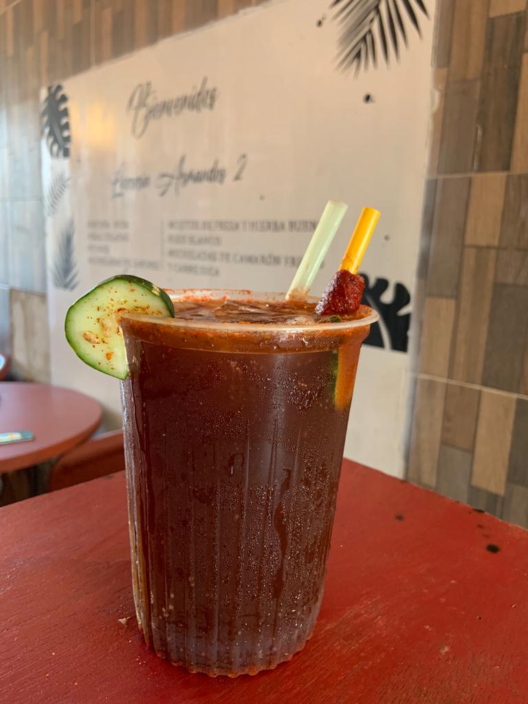 LICORERÍA & BAR EL CHILA image 2