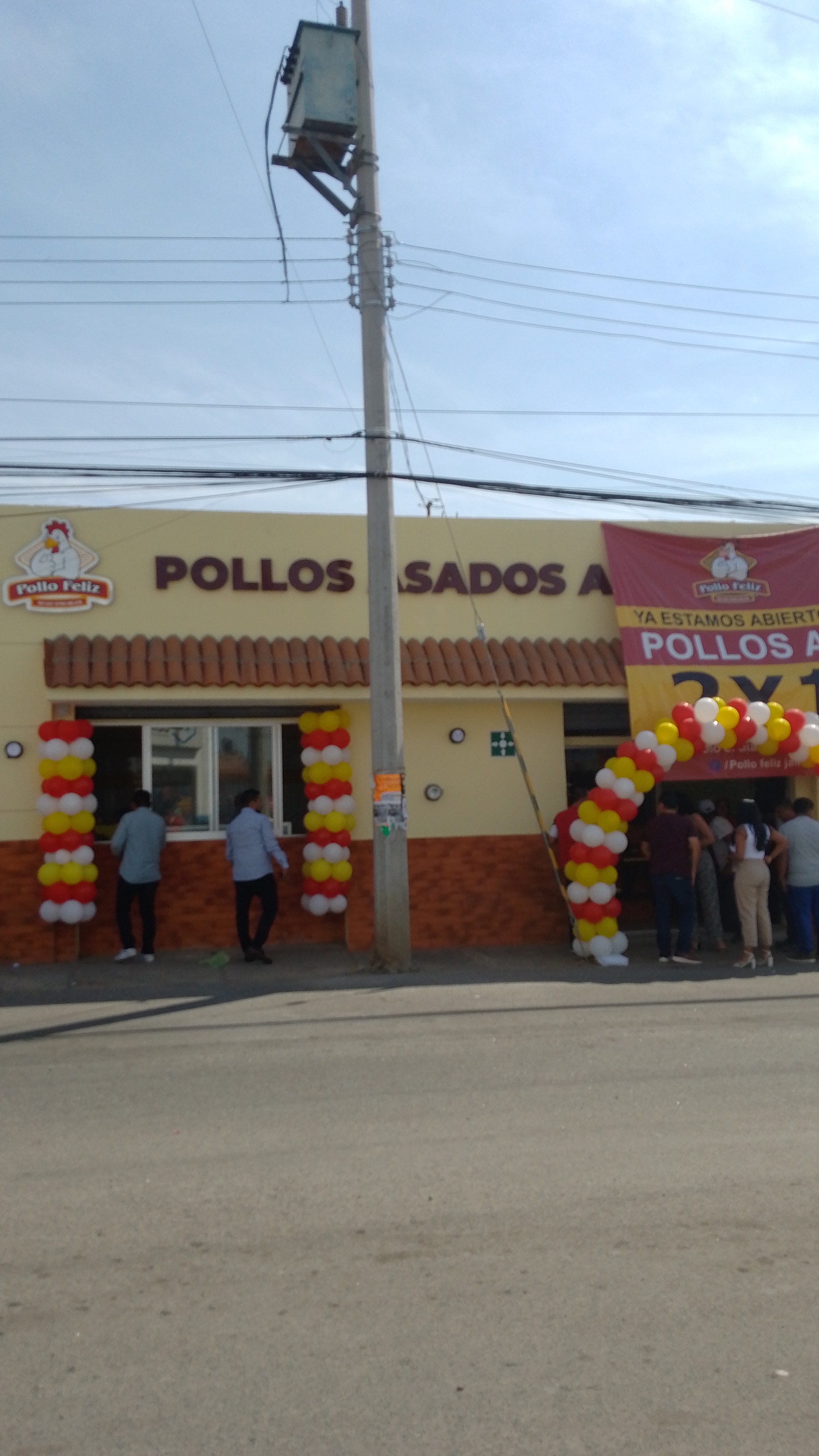 Pollo Feliz El Castillo GDL image 2