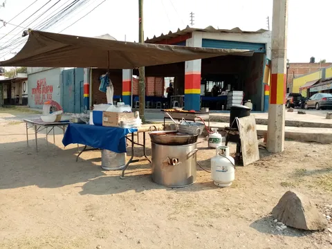Super Carnitas Uruapan image 1