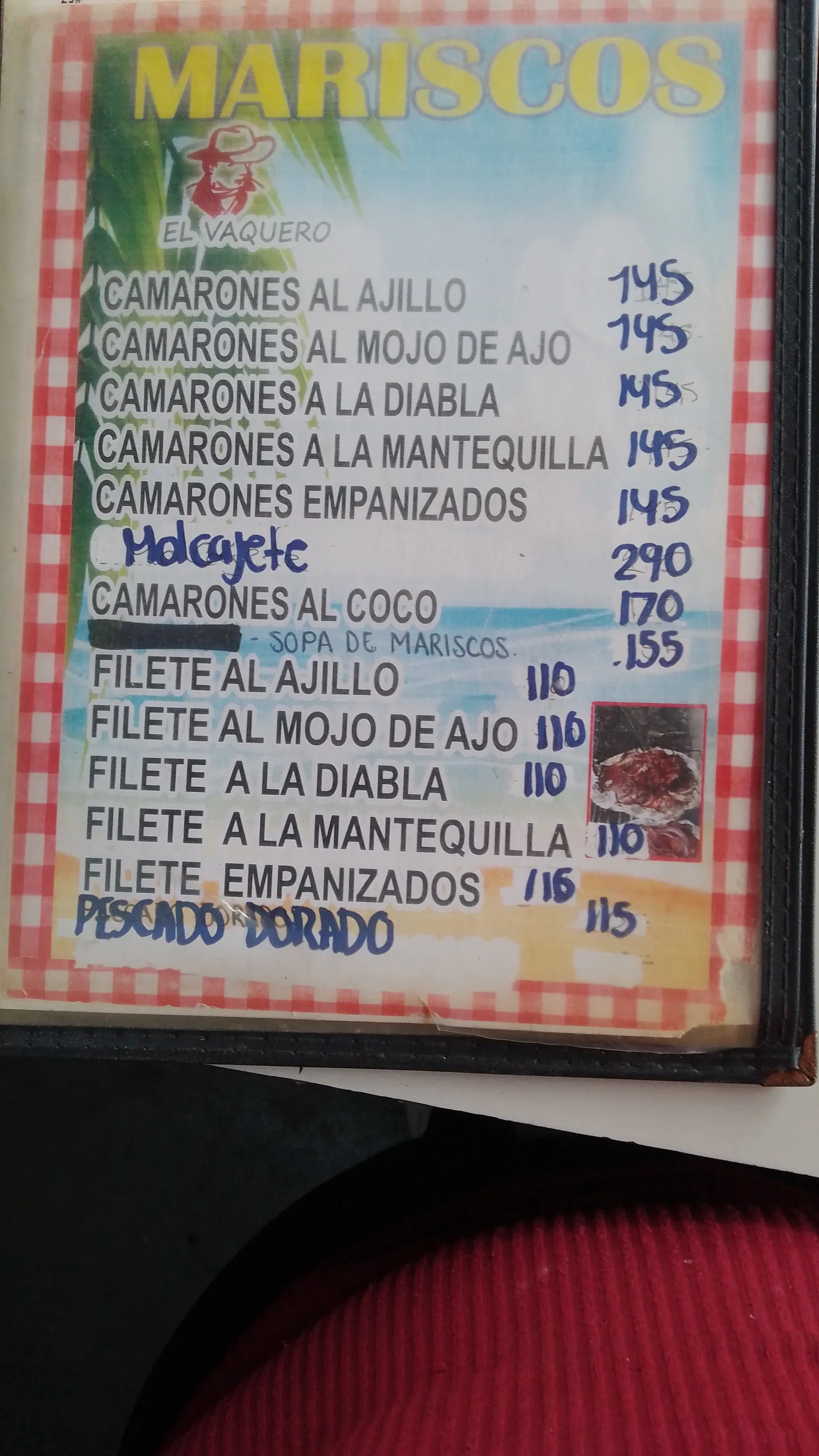 Mariscos "El Vaquero" image 8