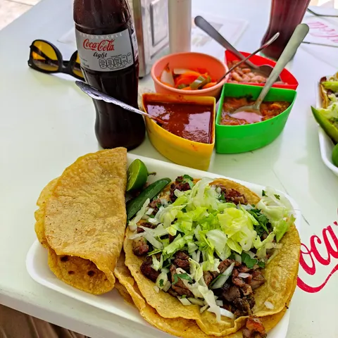 Taquería "El Tacazo" image 6