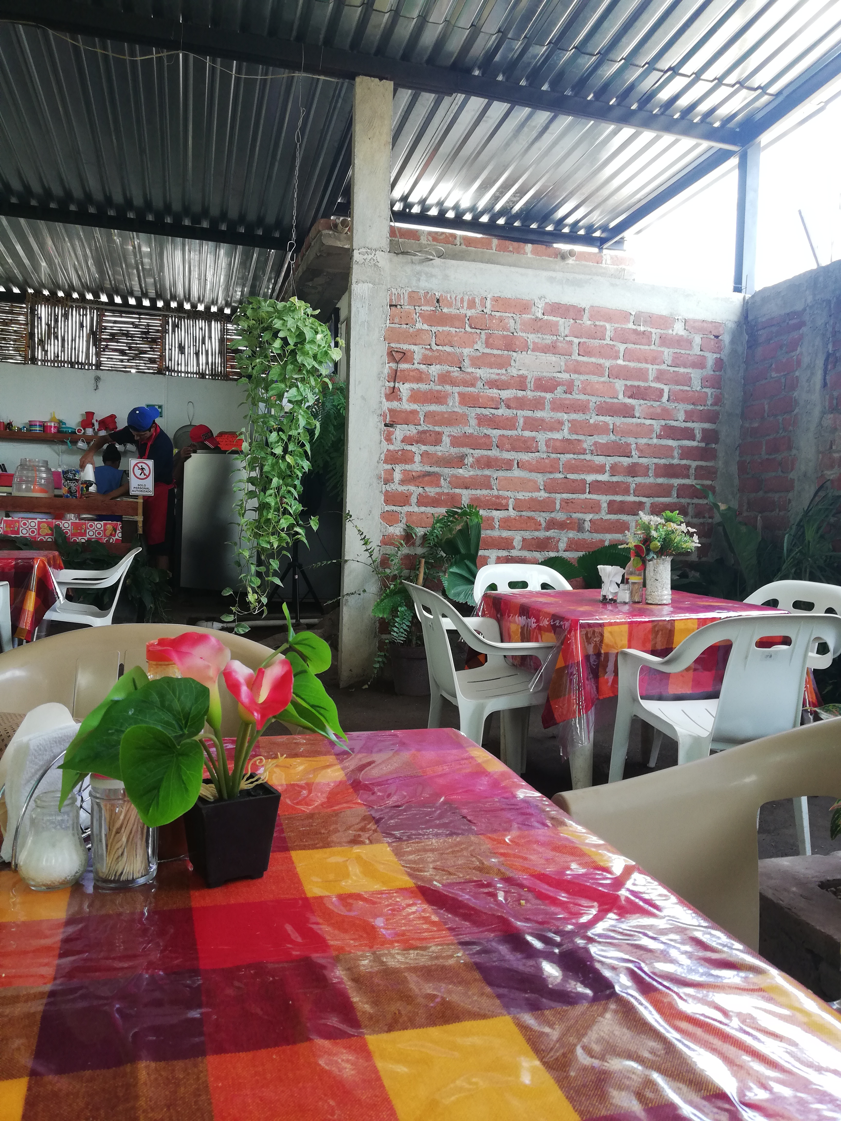 La hormiguita pozole y antojitos image 8