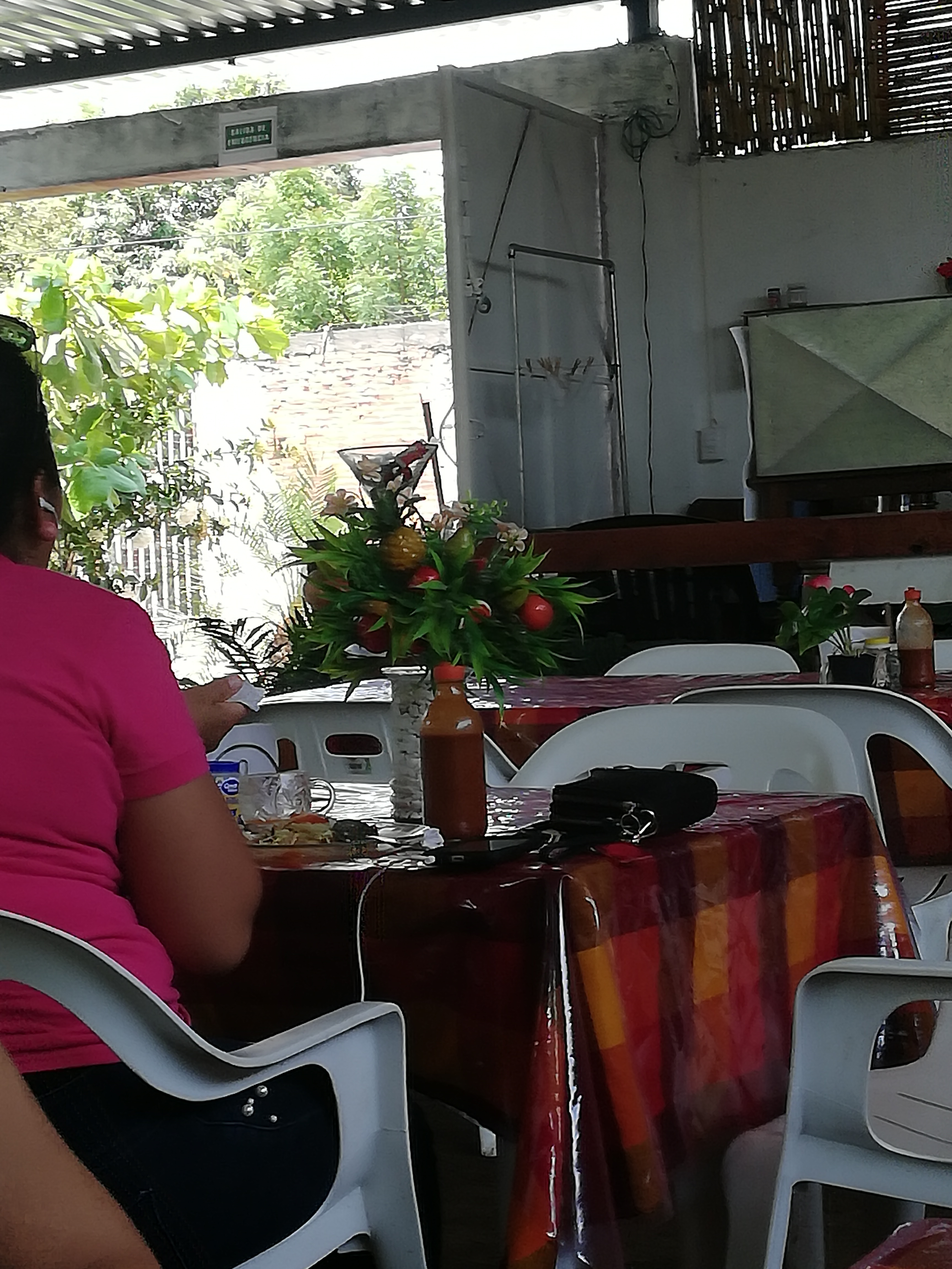 La hormiguita pozole y antojitos image 9