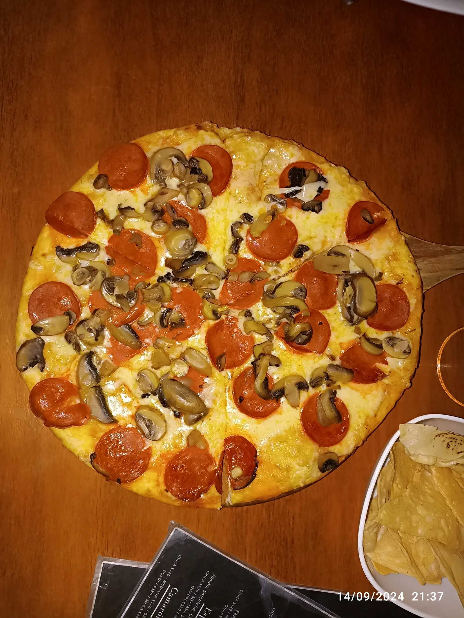 Pizzas Jacarandas image 5