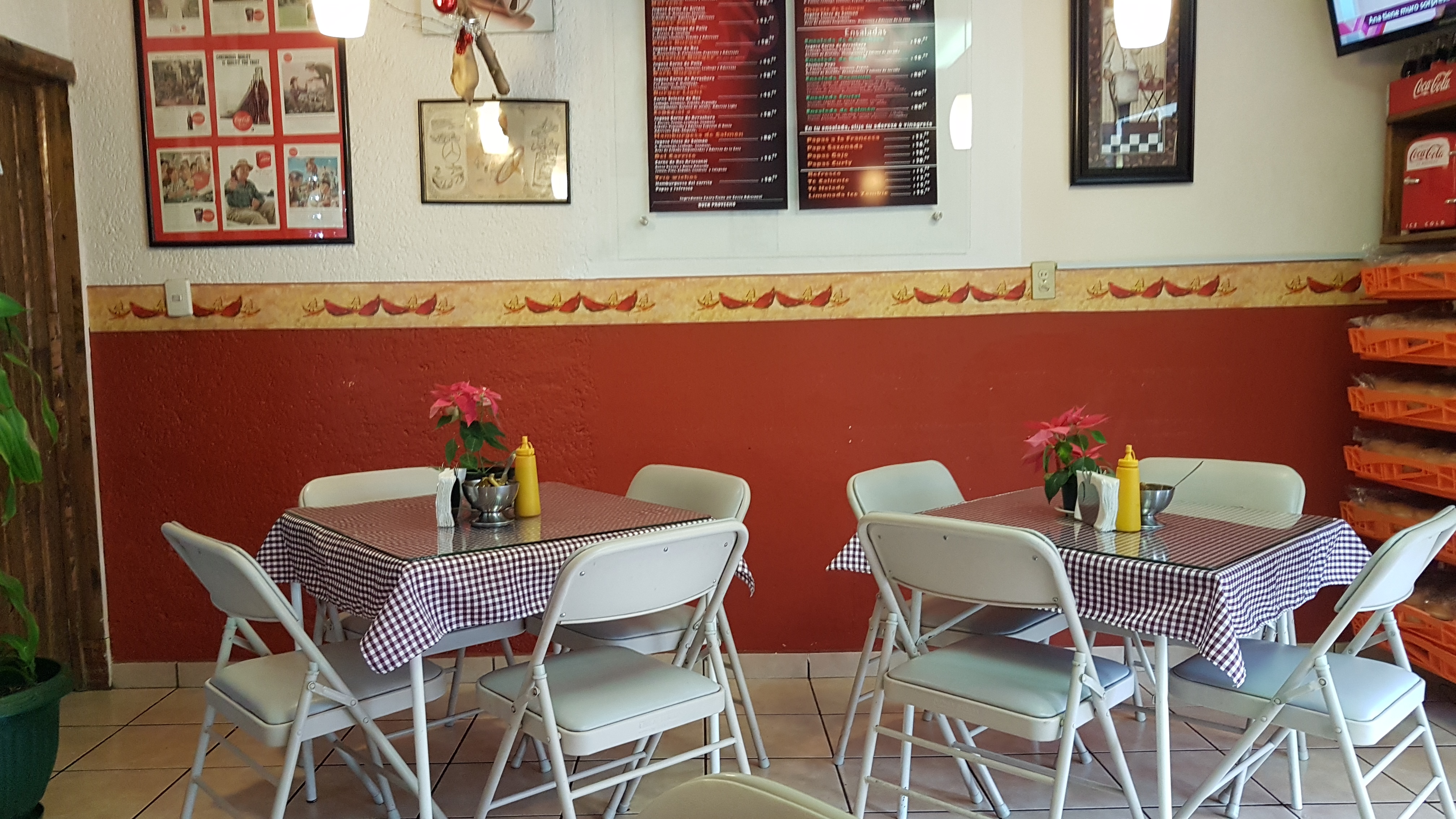 Wicho's Hamburguesas Y Chapatas image 5