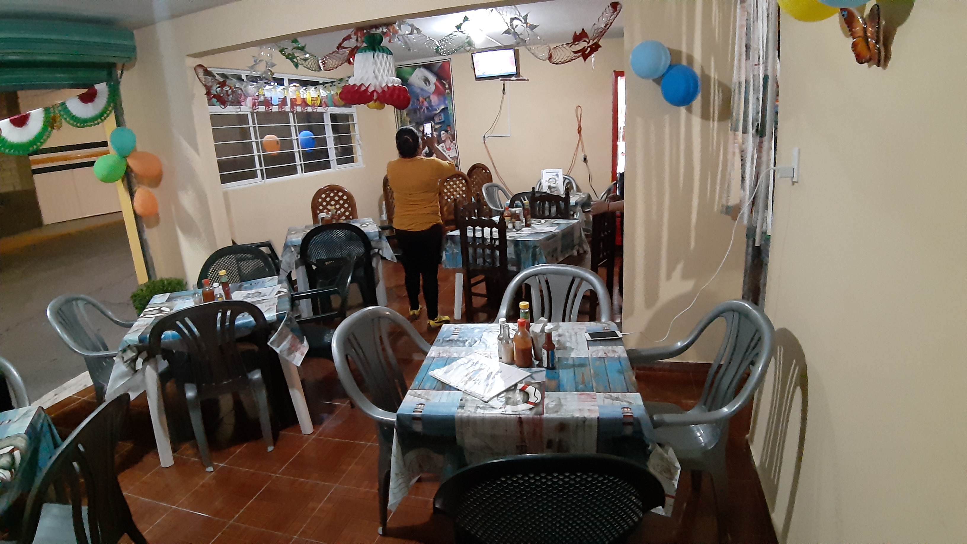 MARISQUERIA PUERTO ANGEL restaurante image 1