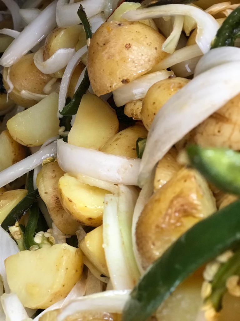 Happy Chicken image 3