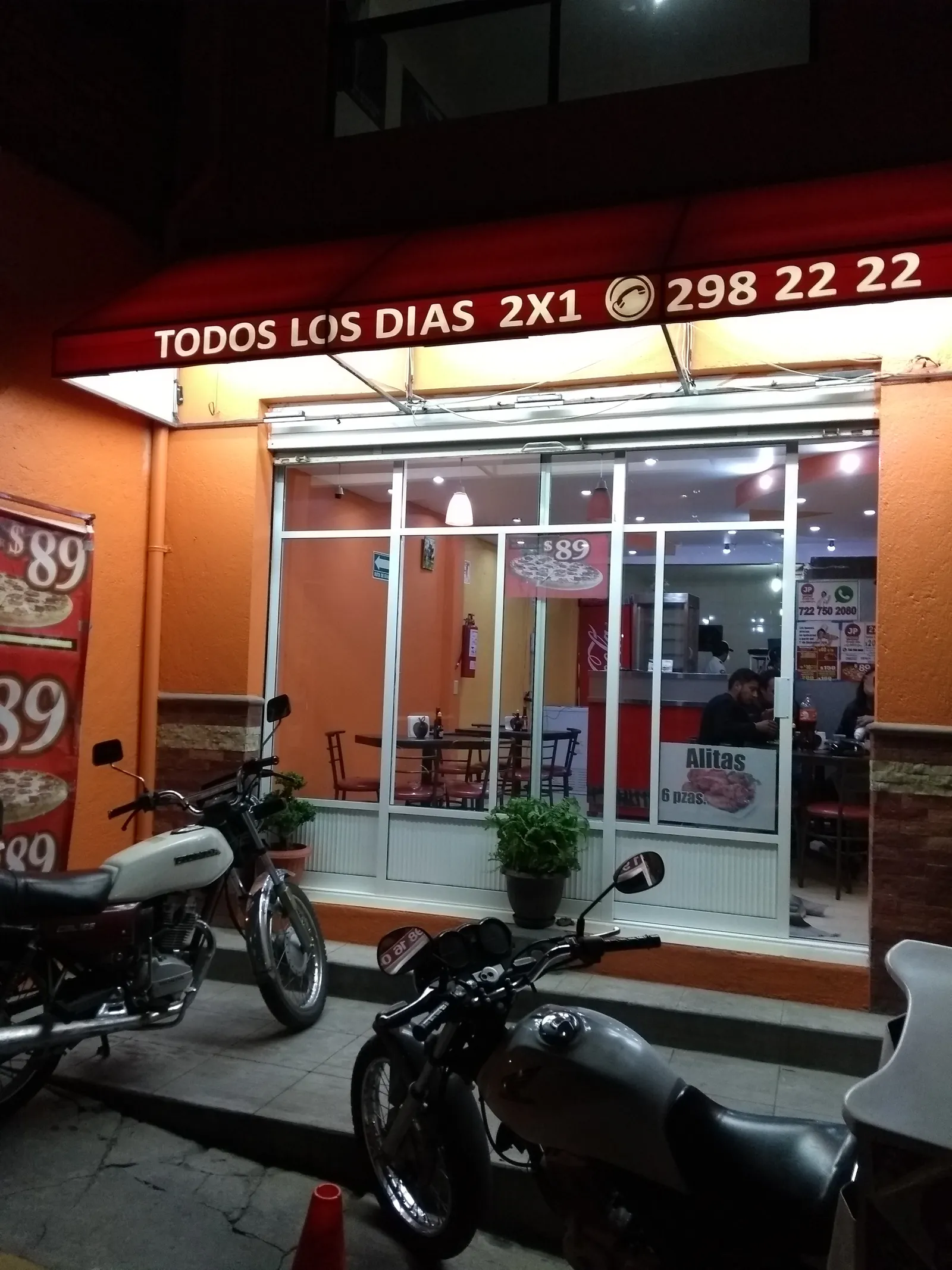 JP Pizzas Tlacotepec image 8