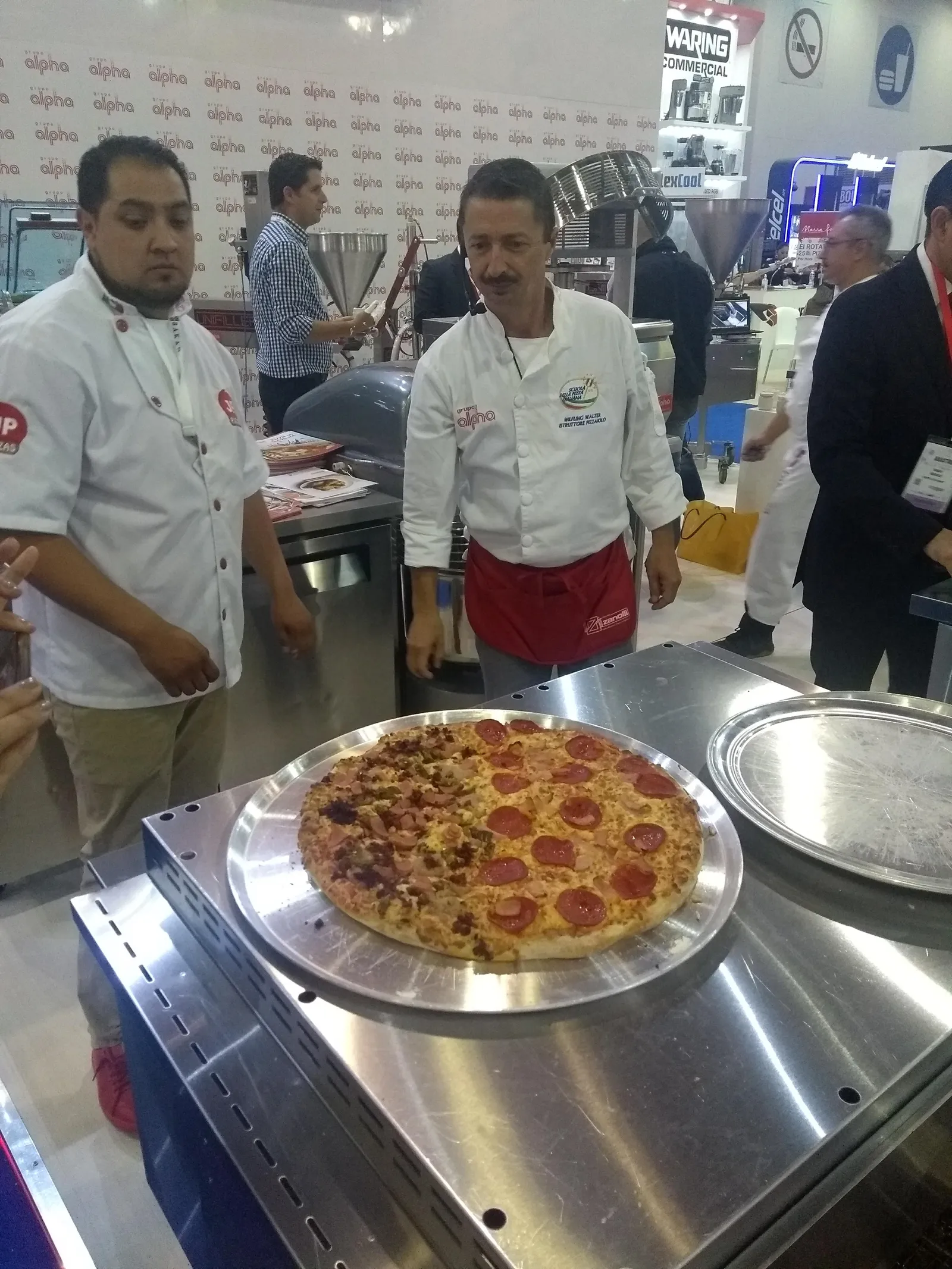JP Pizzas Tlacotepec image 9