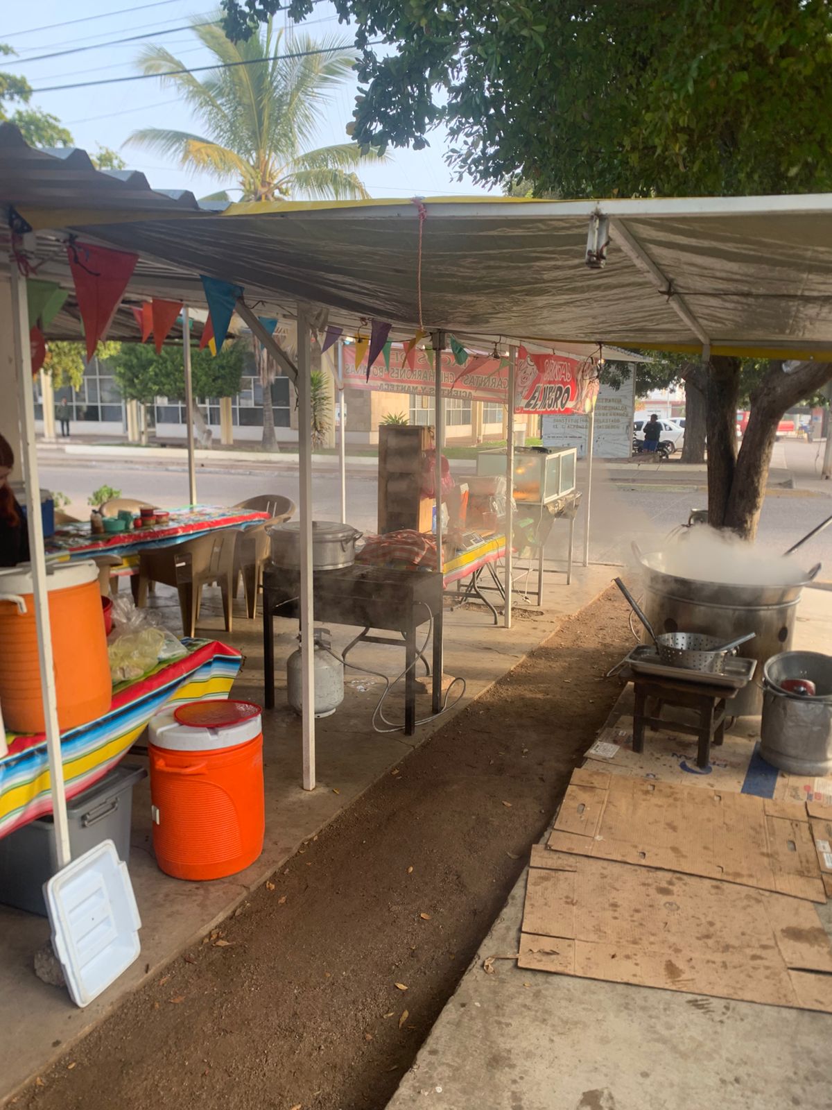CARNITAS, CHICHARRONES Y BOTANA "EL NEGRO" image 6