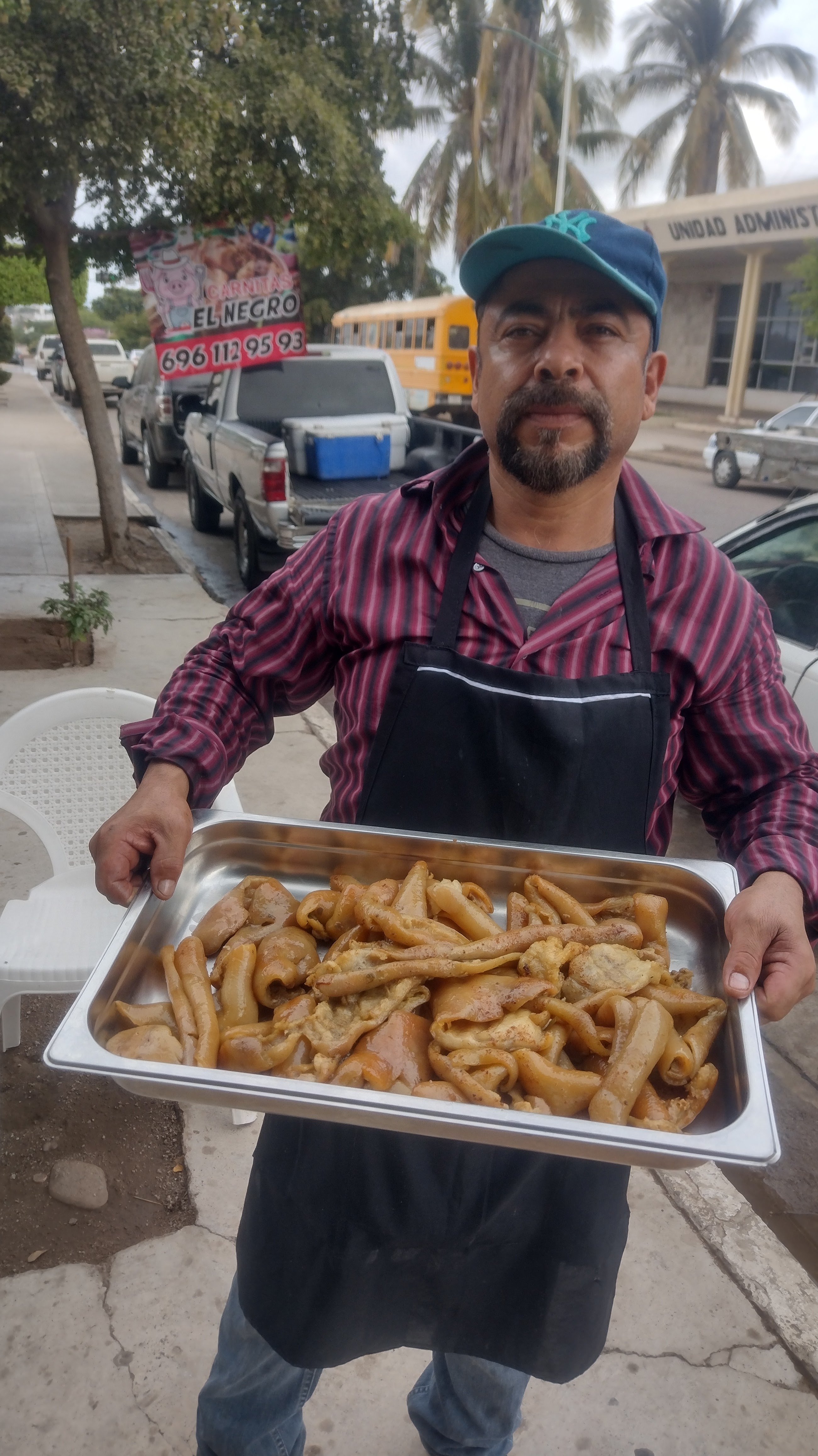 CARNITAS, CHICHARRONES Y BOTANA "EL NEGRO" image 9