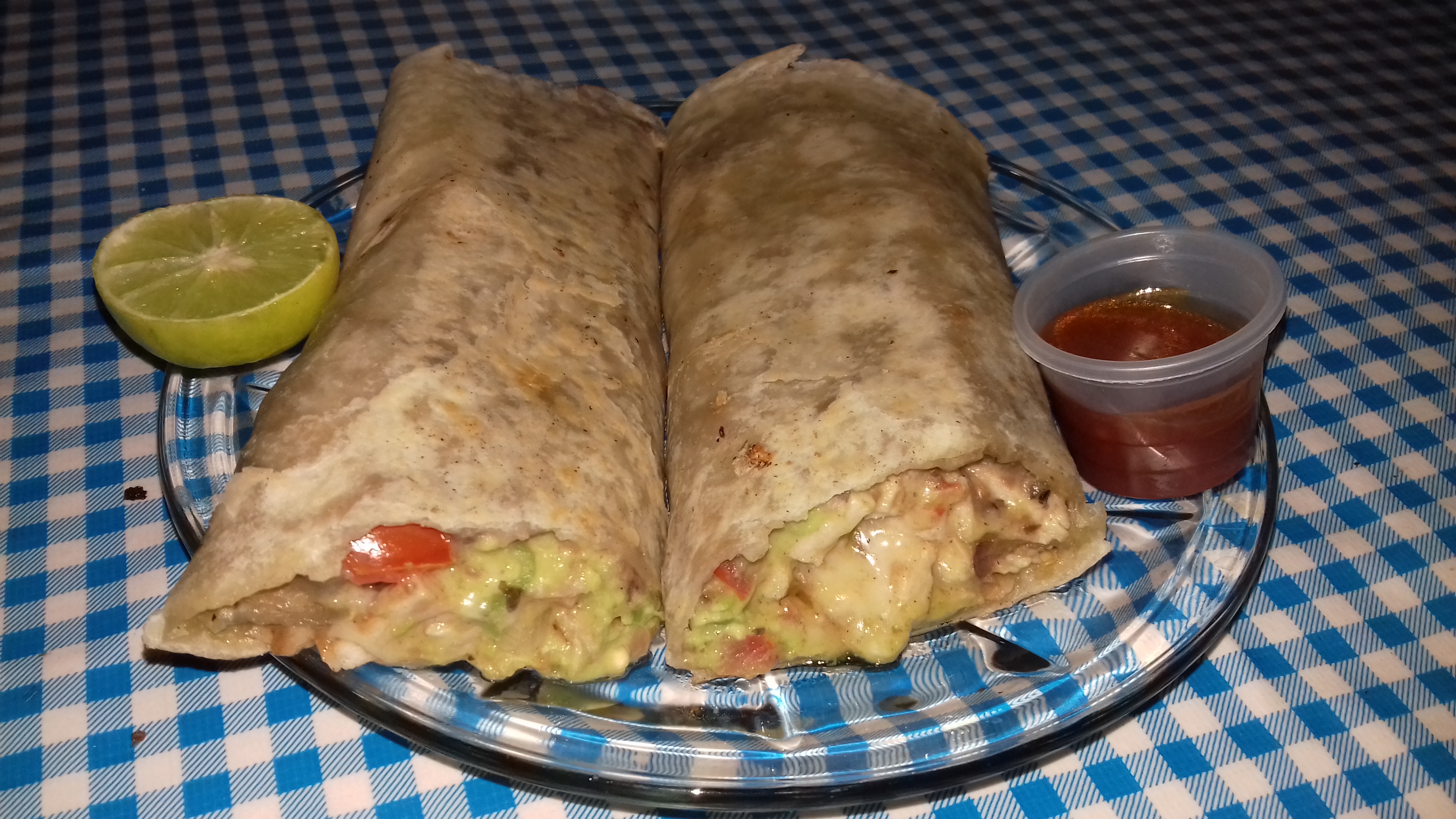 "Wings Crown" Centro de convivencia familiar image 4