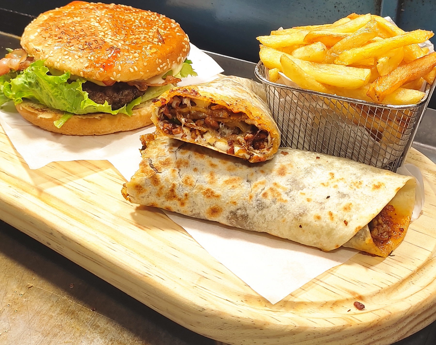 El Coreanito image 2