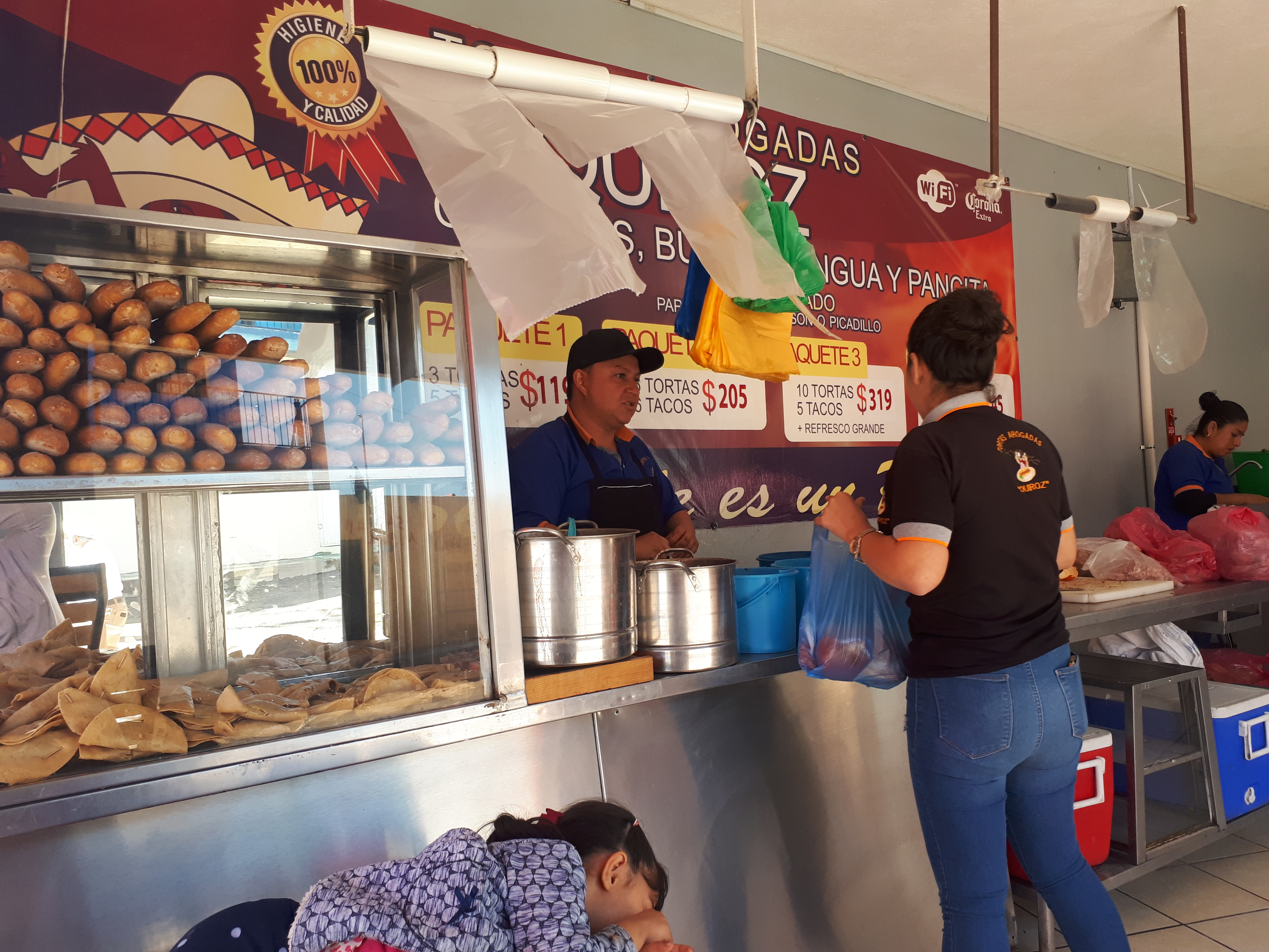 Tortas Ahogadas Quiroz. image 1