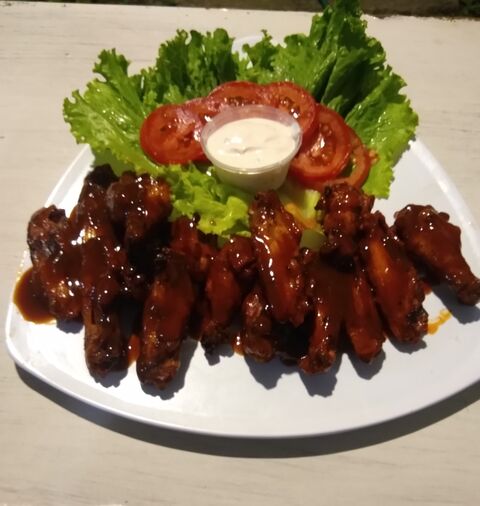 TONY'S BURGUER & WINGS image 7