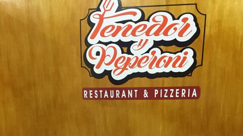 Tenedor & Peperoni image 2