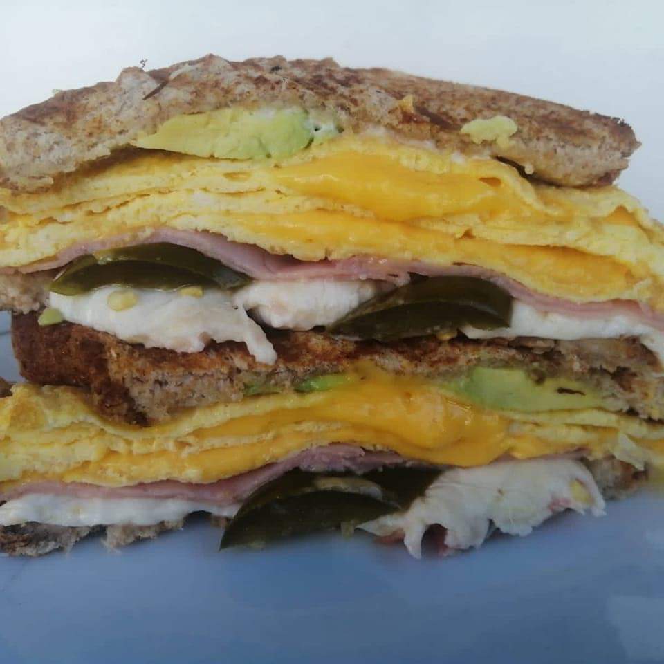 Tortas gigantes The whites image 2