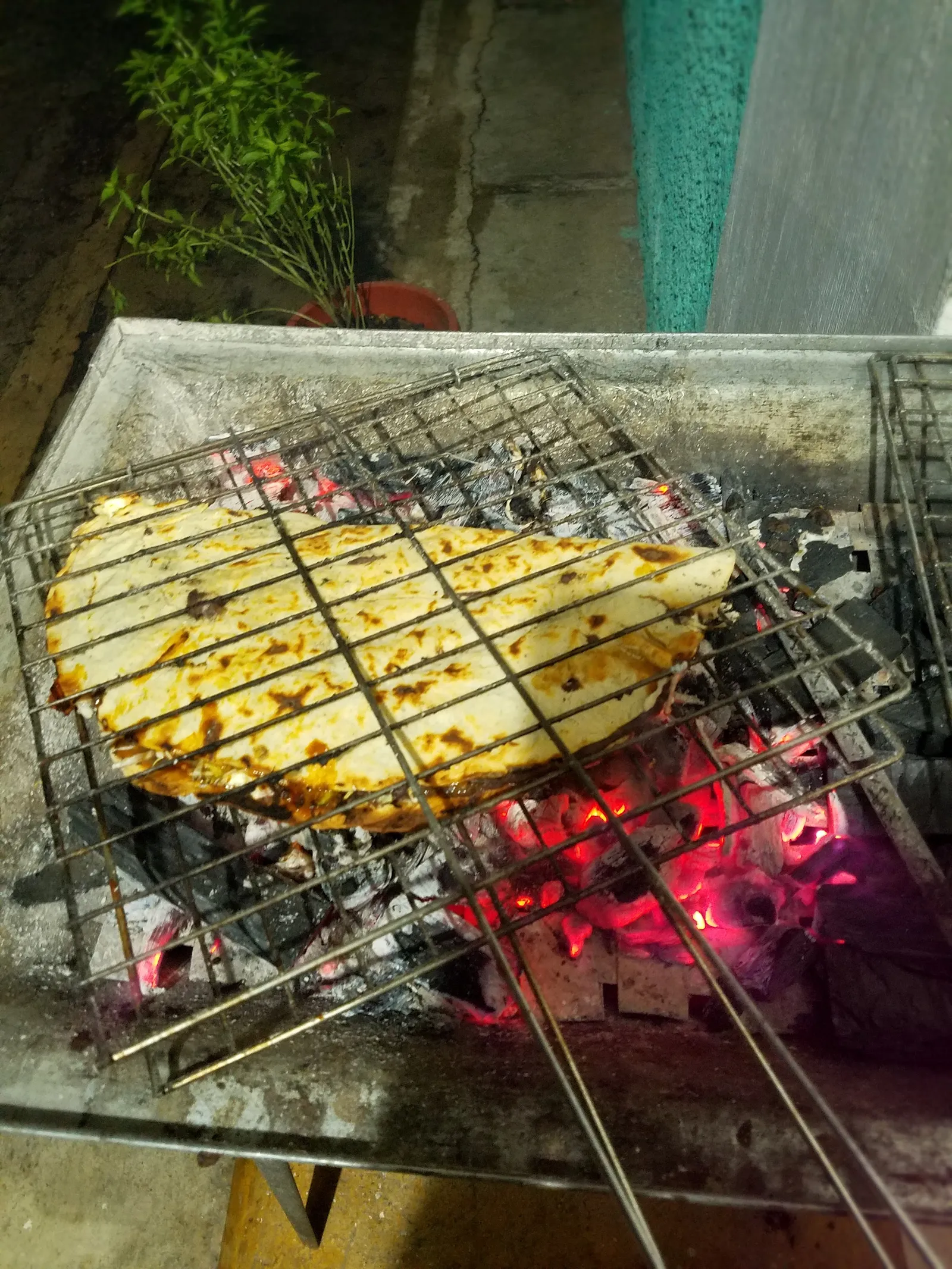 Tlayudas "Delicias al carbón" image 6