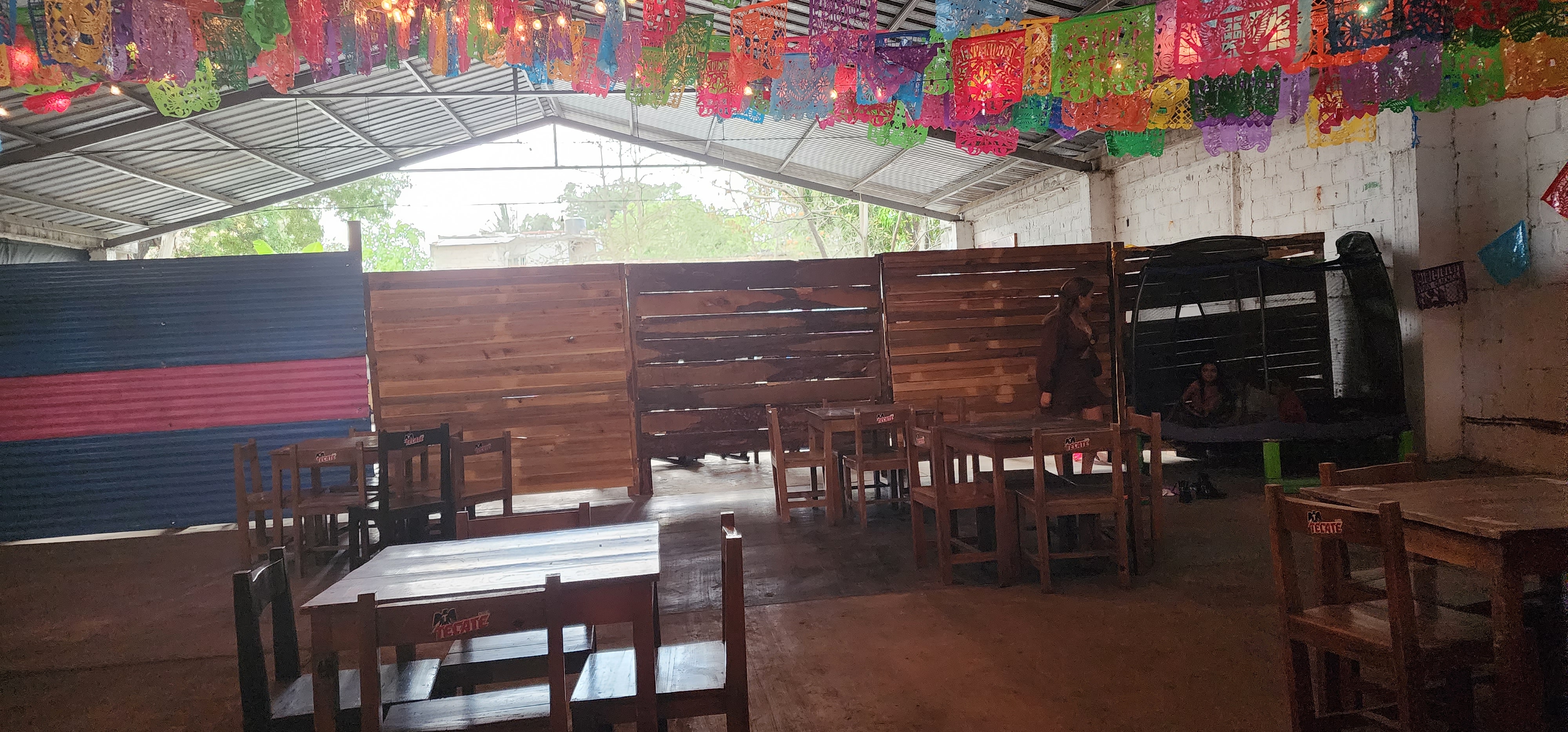 La Caprichosa Show y Resto Bar image 5