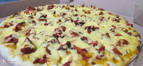 Pizzas y hamburguesas mama mia image 1