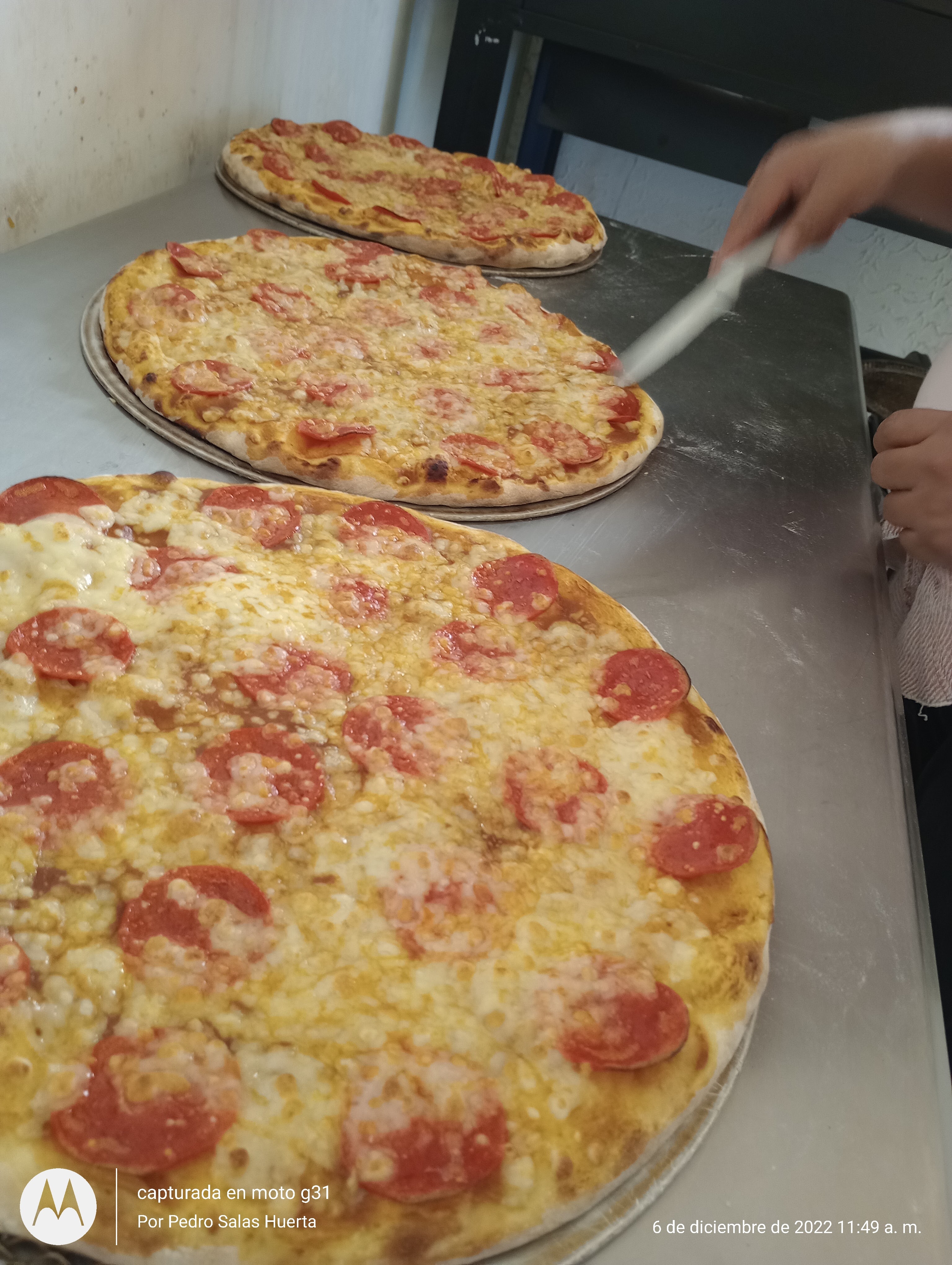 Pizzas y hamburguesas mama mia image 2