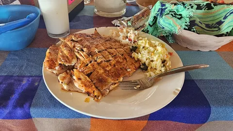 Mariscos chuy image 4