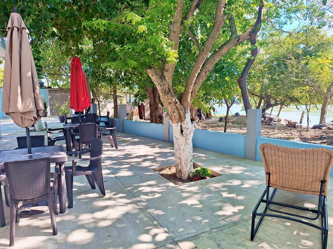 Diez Arcos Restaurante image 3