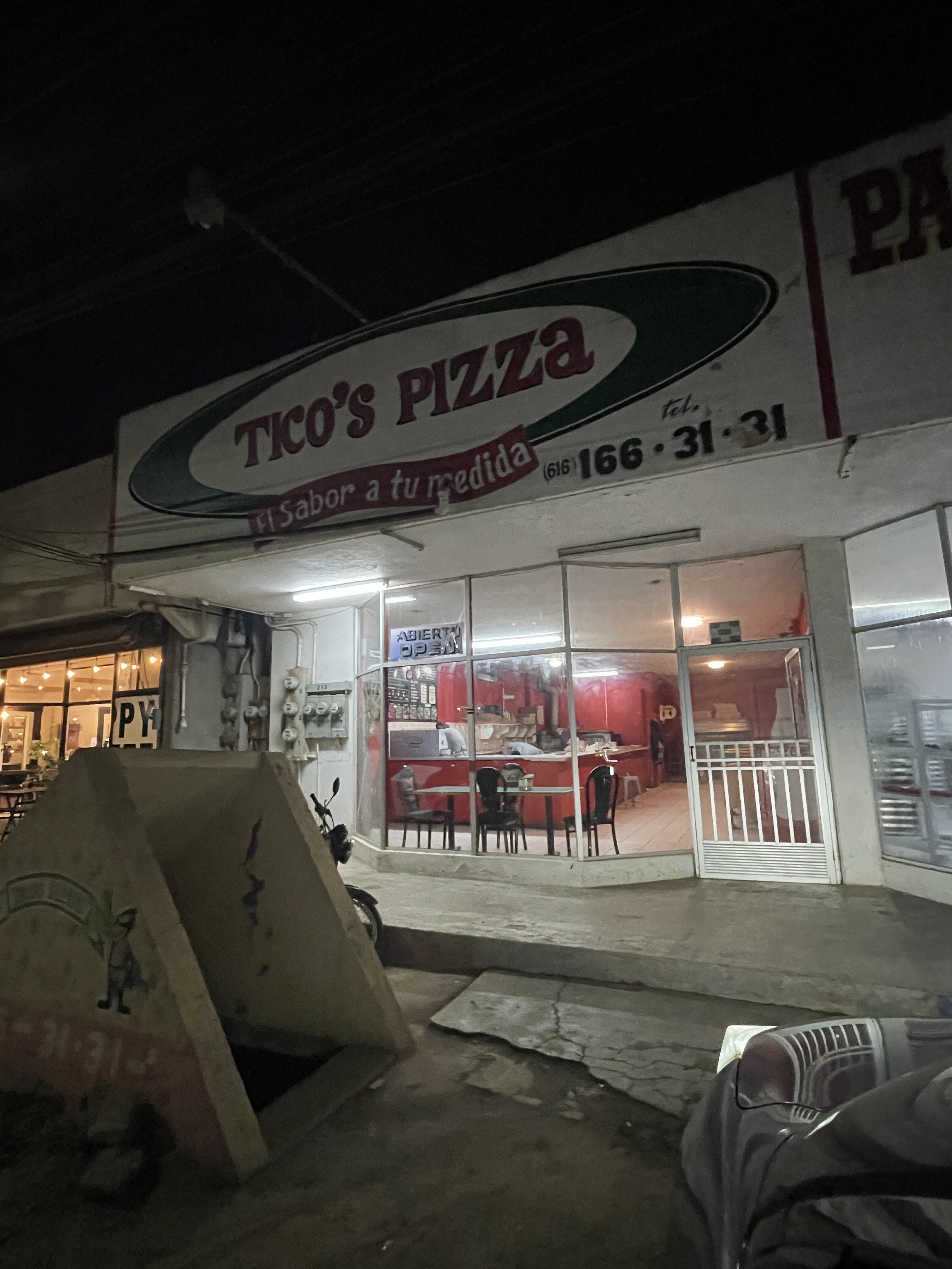 Tico's pizza image 3