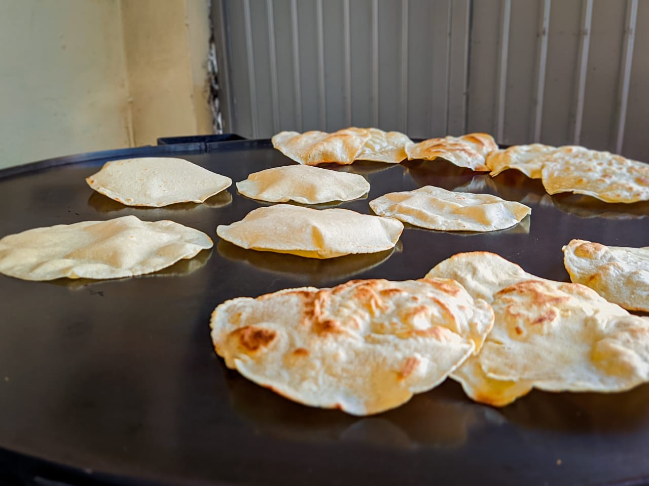 Tacos de guisado del cupatitzio image 7